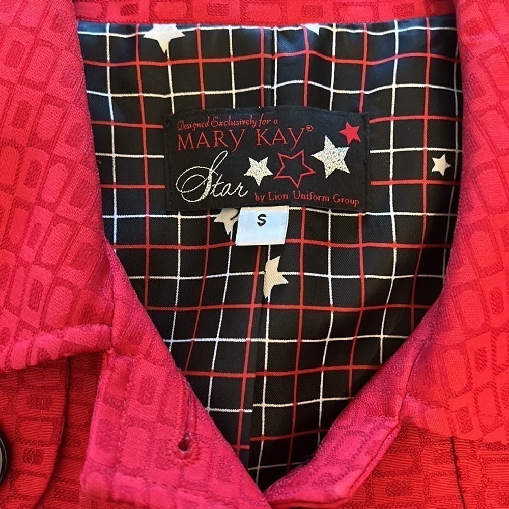 Mary Kay Red Jacket - Picture 2 of 8